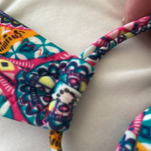 Volcom Bikini Top - Picture 7 of 8